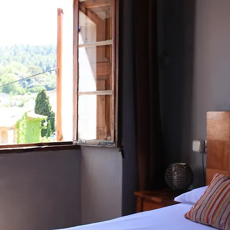S'hostal D'esporles 호스텔